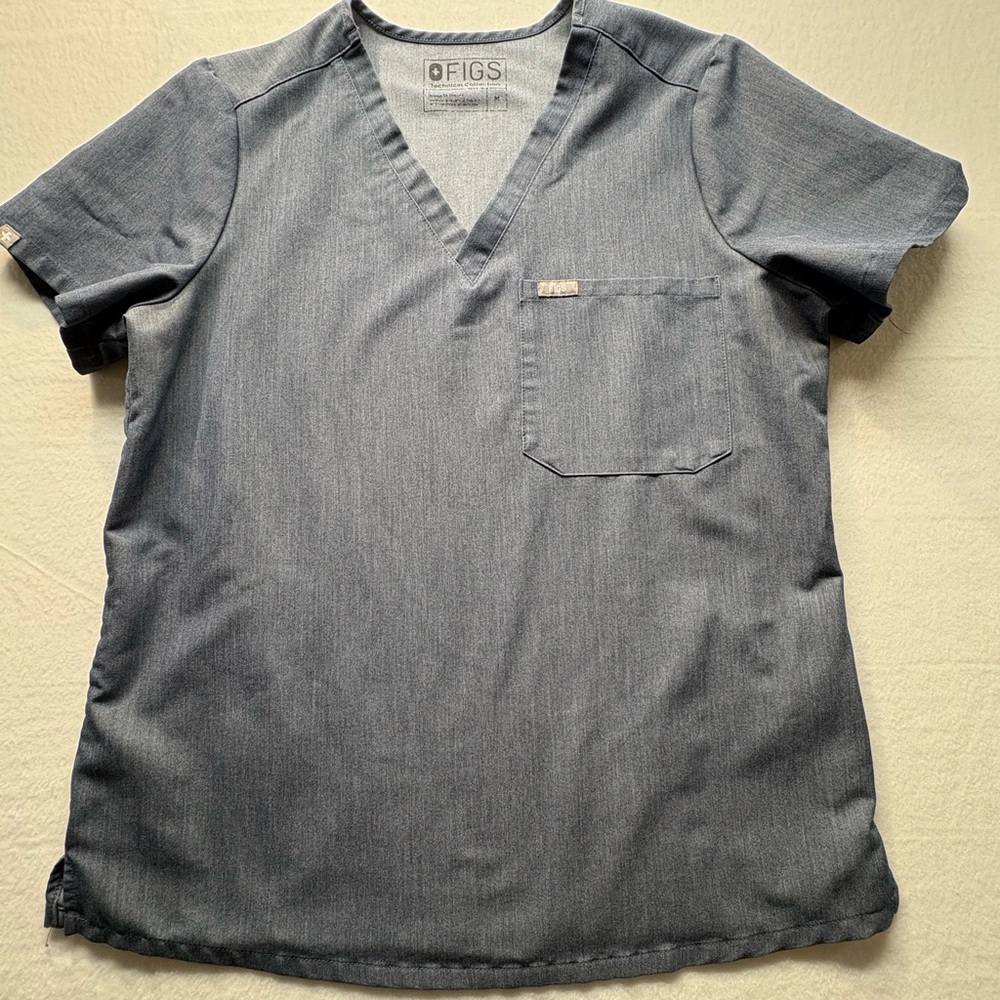 Figs Women Charcoal V-Neck Tee